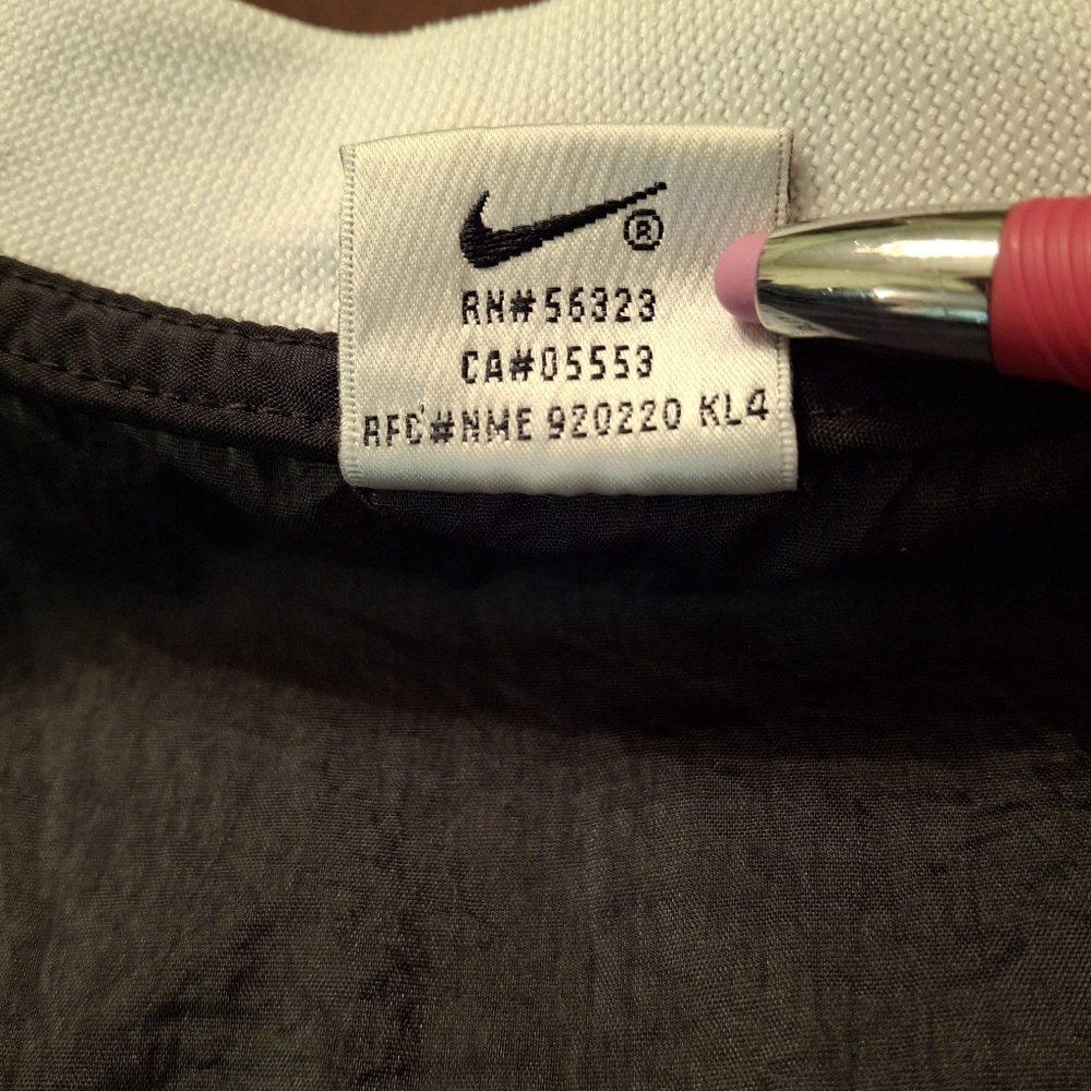 Vintage Nike Black Nylon Long Sleeve Pullover Windbreaker Top   Unisex Size XL - Picture 11 of 16